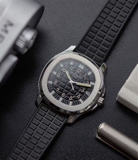 steel bracelet aquanaut patek philippe first released|Patek Philippe jumbo case.